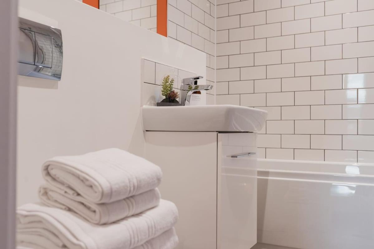 Stayzeni, Hardwick House Derby 2 Bed Apartment ภายนอก รูปภาพ